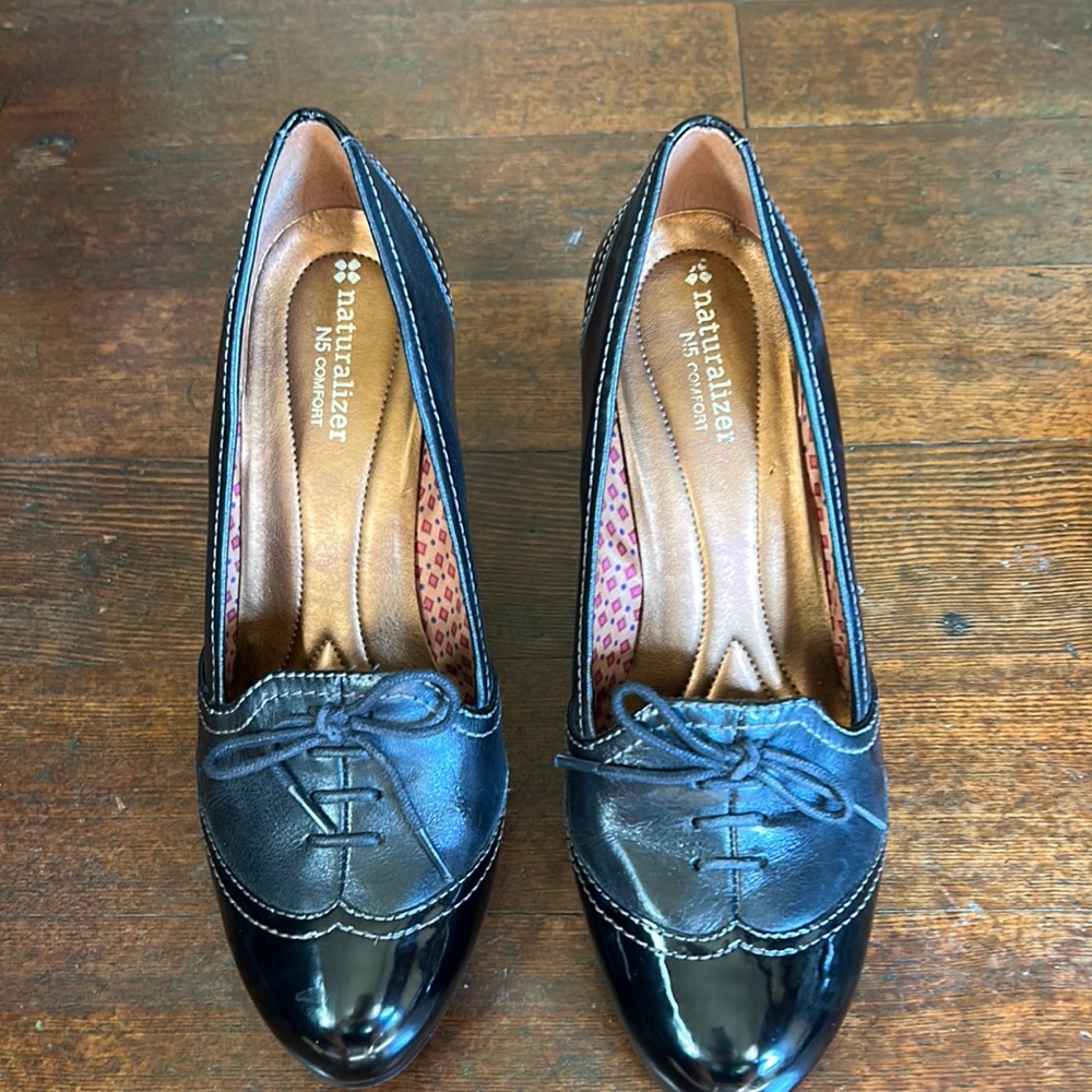 Naturalizer N5 Comfort Black Leather Heels